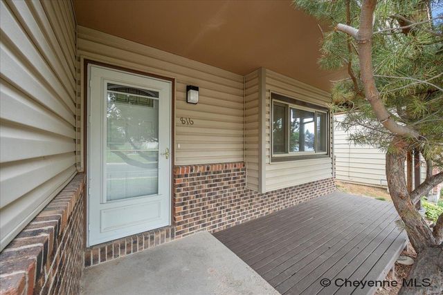 816 GARDENIA DR, Cheyenne, WY 82009