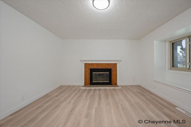 816 GARDENIA DR, Cheyenne, WY 82009