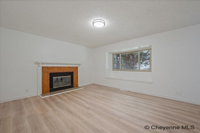 816 GARDENIA DR, Cheyenne, WY 82009