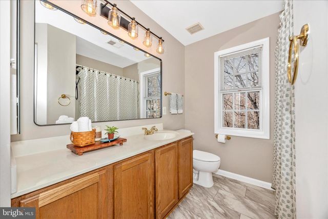 6243 WOODVILLE, Mount Airy, MD 21771