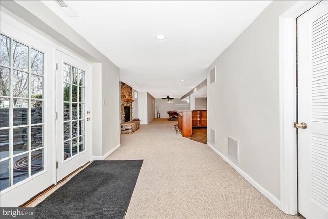 6243 WOODVILLE, Mount Airy, MD 21771