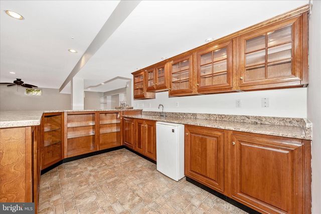6243 WOODVILLE, Mount Airy, MD 21771