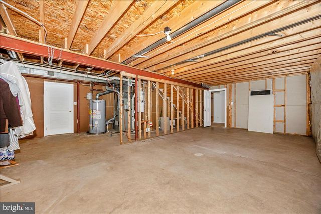 6243 WOODVILLE, Mount Airy, MD 21771