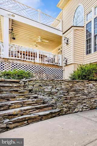 6243 WOODVILLE, Mount Airy, MD 21771