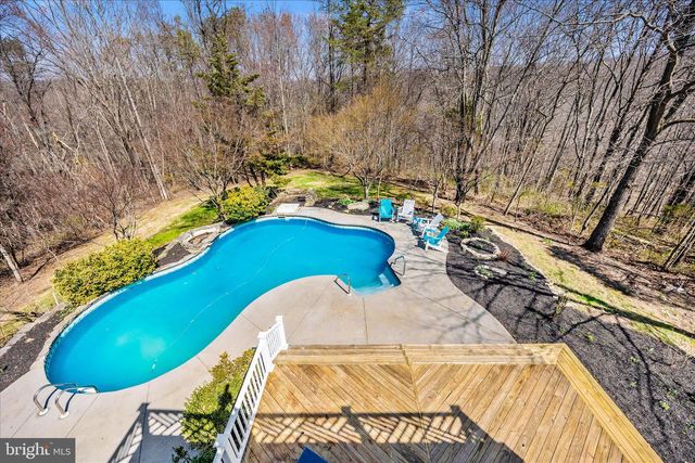 6243 WOODVILLE, Mount Airy, MD 21771