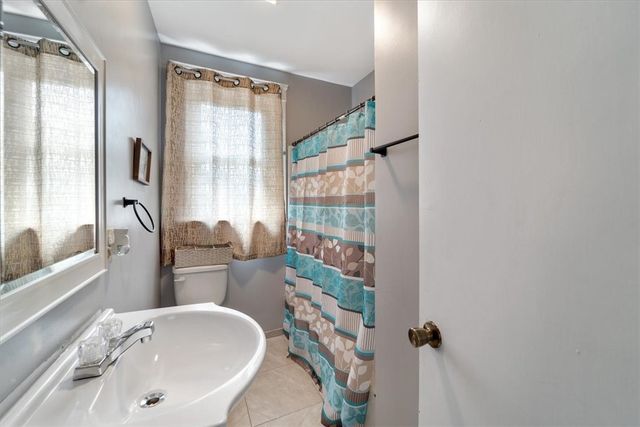 116 Westwood Avenue, Cranston, RI 02905