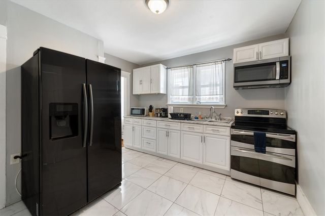 116 Westwood Avenue, Cranston, RI 02905