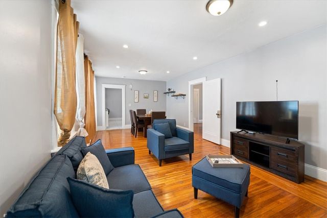 116 Westwood Avenue, Cranston, RI 02905
