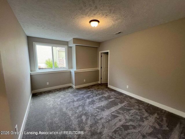 6097 Southridge Road, East Lansing, MI 48823
