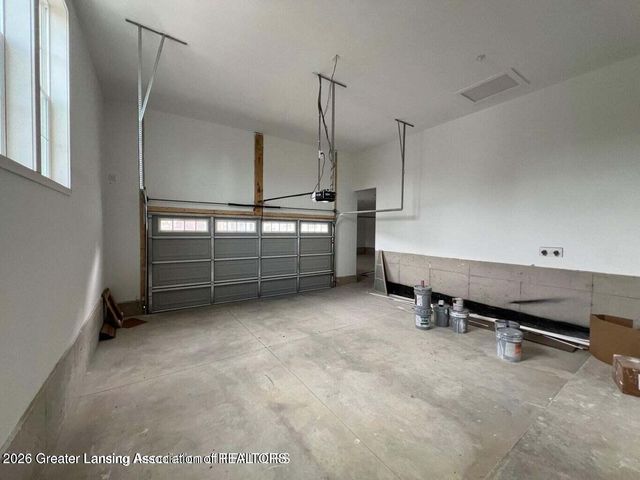 6097 Southridge Road, East Lansing, MI 48823