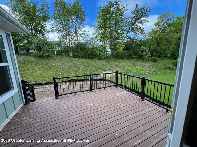 6097 Southridge Road, East Lansing, MI 48823