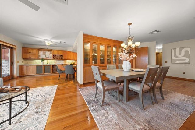 220 HARBOR VIEW LANE, Largo, FL 33770