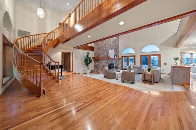 220 HARBOR VIEW LANE, Largo, FL 33770