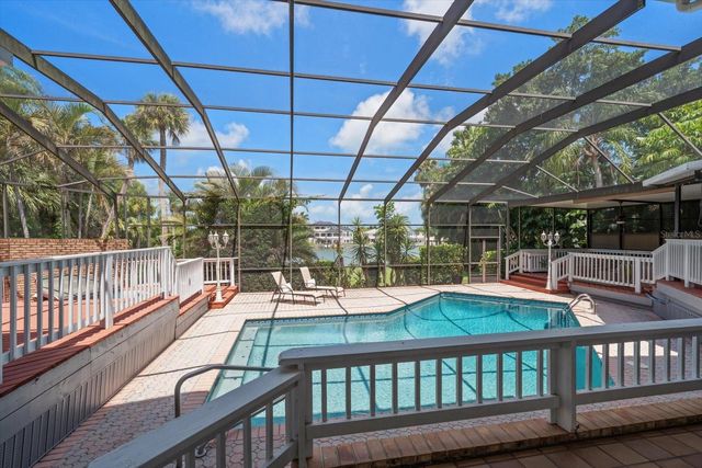 220 HARBOR VIEW LANE, Largo, FL 33770