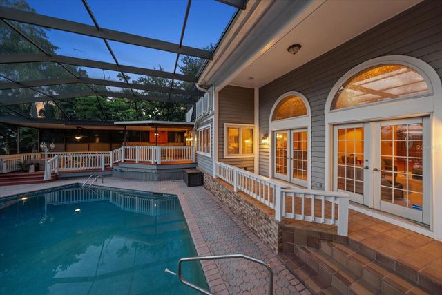220 HARBOR VIEW LANE, Largo, FL 33770