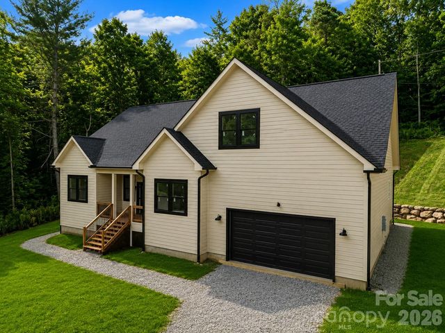 36 Gudger Road, Leicester, NC 28748