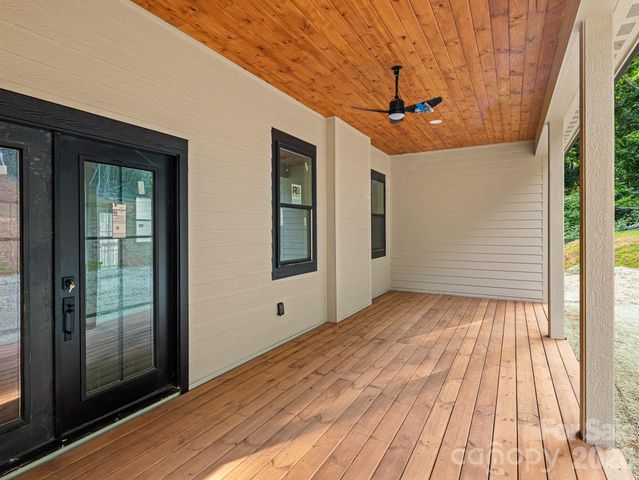 36 Gudger Road, Leicester, NC 28748