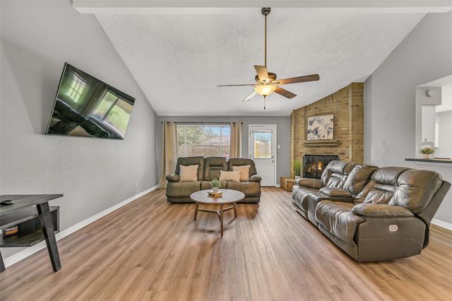 2503 Bisontine Street, Friendswood, TX 77546