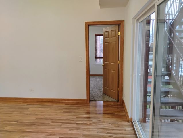 397 Alles Avenue 2, Des Plaines, IL 60016