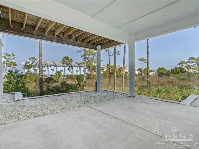 16104 Innerarity Pt Rd, Pensacola, FL 32507