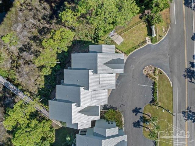 16104 Innerarity Pt Rd, Pensacola, FL 32507