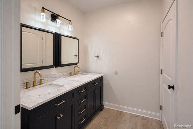 409 6 Mile Road Nw, Alpine Township, MI 49321