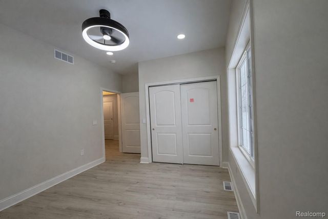 409 6 Mile Road Nw, Alpine Township, MI 49321