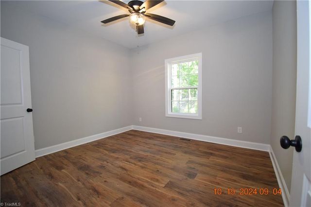 4381 Continental Drive, Pfafftown, NC 27040