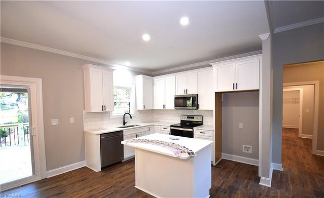 4381 Continental Drive, Pfafftown, NC 27040