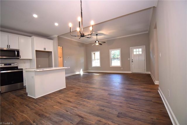 4381 Continental Drive, Pfafftown, NC 27040