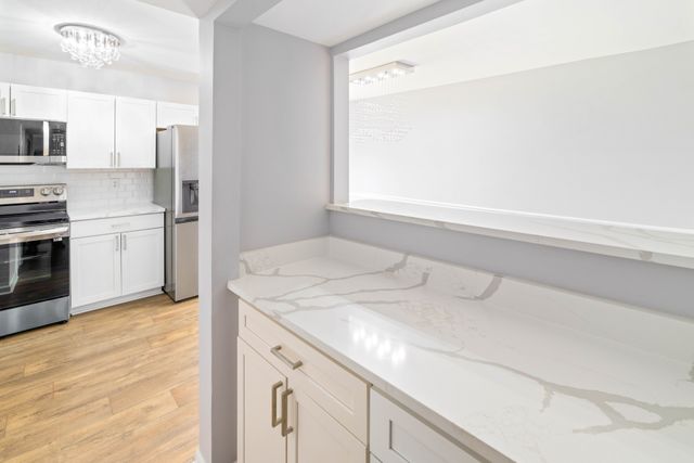 370 Wallace Rd Apt C6, Nashville, TN 37211