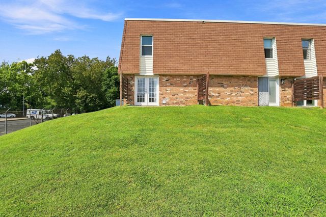 370 Wallace Rd Apt C6, Nashville, TN 37211