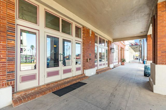 202 Rosenberg Street 401, Galveston, TX 77550