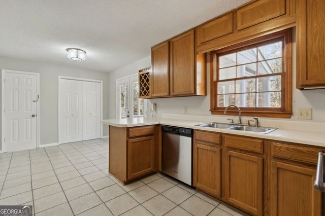 4675 Creek Bluff Drive, Sugar Hill, GA 30518