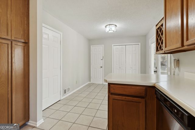 4675 Creek Bluff Drive, Sugar Hill, GA 30518