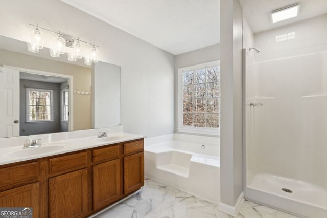 4675 Creek Bluff Drive, Sugar Hill, GA 30518