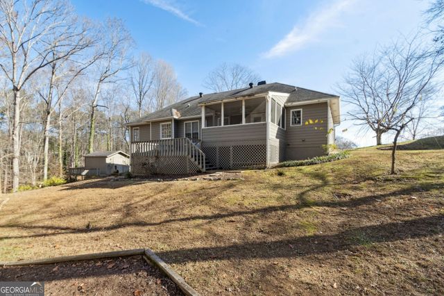 4675 Creek Bluff Drive, Sugar Hill, GA 30518