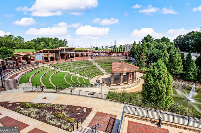 4675 Creek Bluff Drive, Sugar Hill, GA 30518