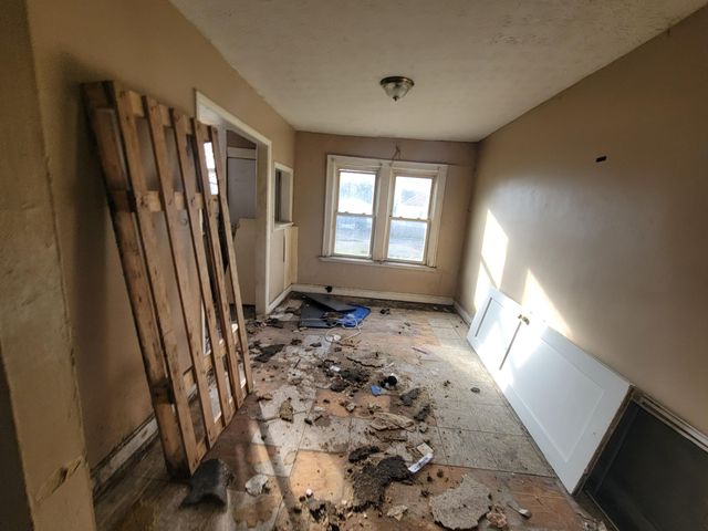 1045-1051 E 20th Avenue, Columbus, OH 43211