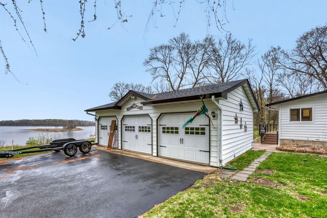 11551 278th Street, Chisago City, MN 55013