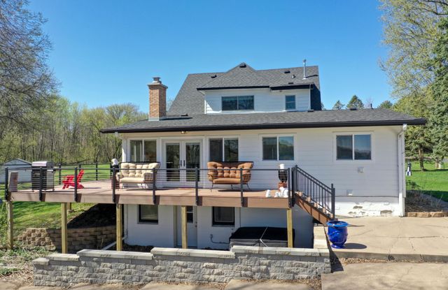 11551 278th Street, Chisago City, MN 55013