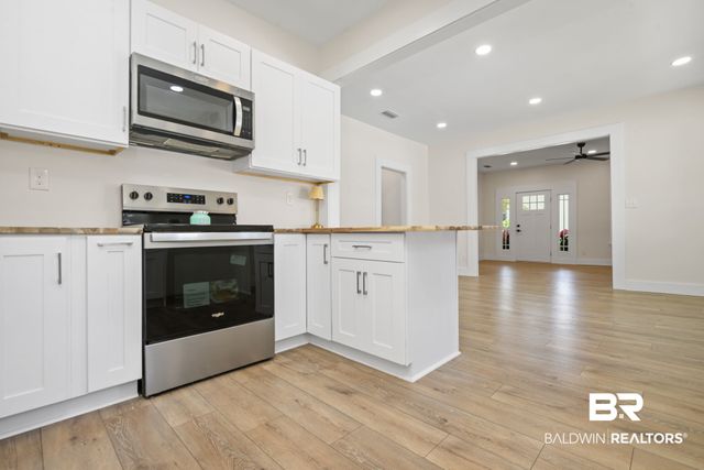 202 N Lafayette St, Mobile, AL 36604