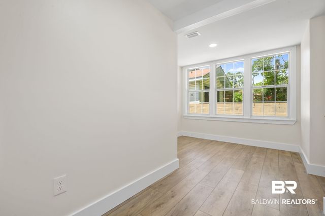 202 N Lafayette St, Mobile, AL 36604