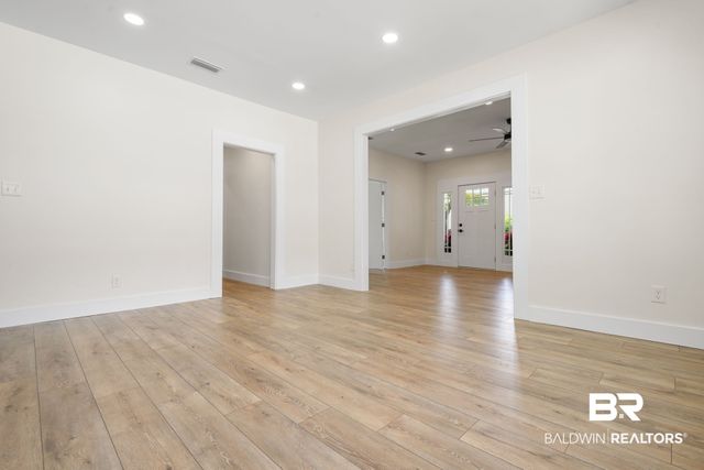 202 N Lafayette St, Mobile, AL 36604