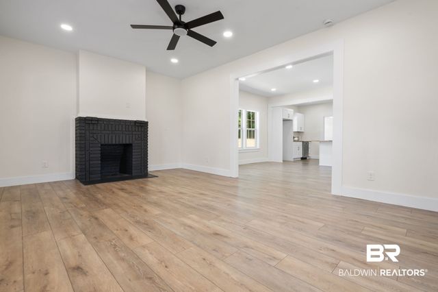 202 N Lafayette St, Mobile, AL 36604