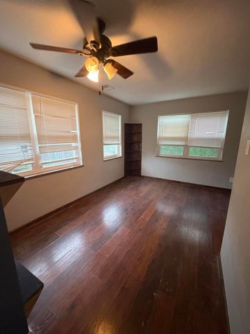1 Garnett Avenue, Williamstown, KY 41097