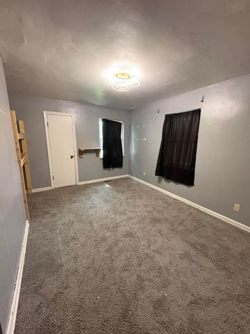 1 Garnett Avenue, Williamstown, KY 41097
