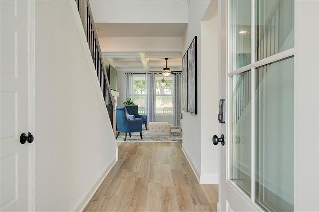 64 Avian Way, Auburn, GA 30011