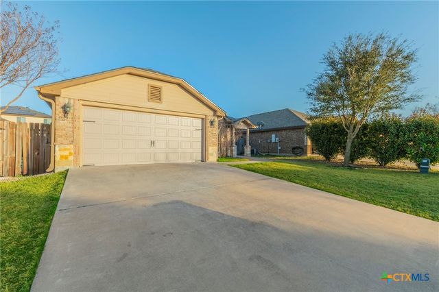 6806 Ambrose Circle, Temple, TX 76502