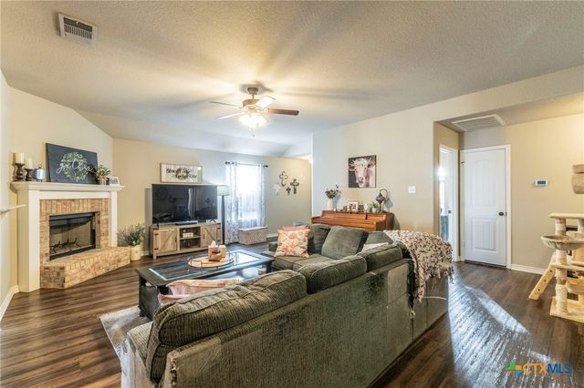6806 Ambrose Circle, Temple, TX 76502
